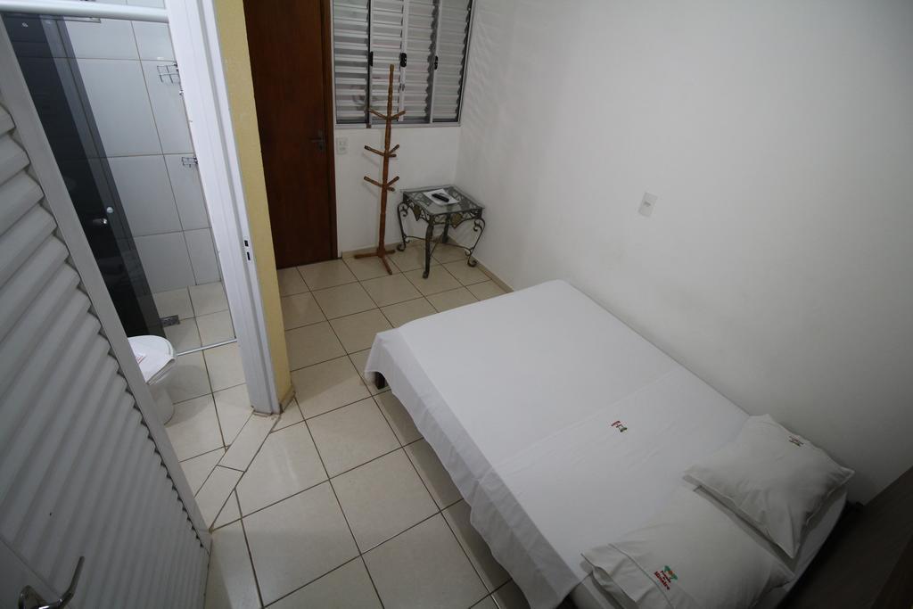 Pousada Do Mineiro Olímpia Exterior foto
