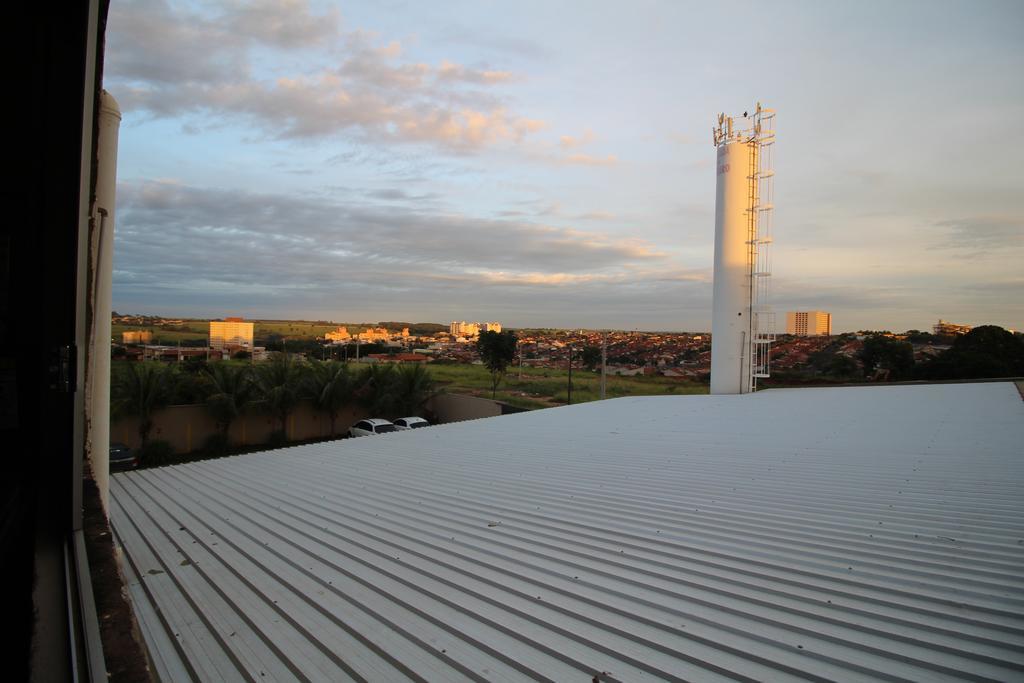 Pousada Do Mineiro Olímpia Exterior foto